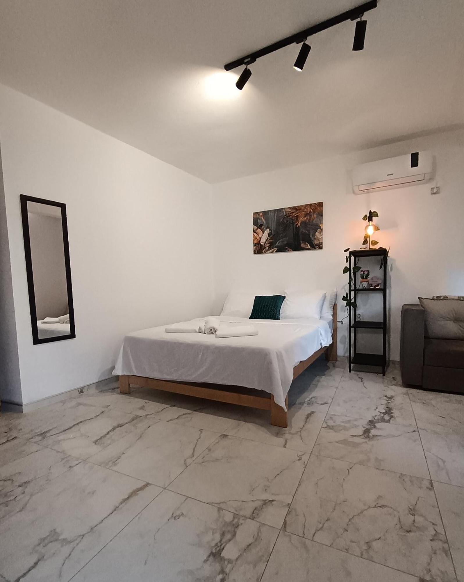 Atonika Apartments Bitola Bilik gambar